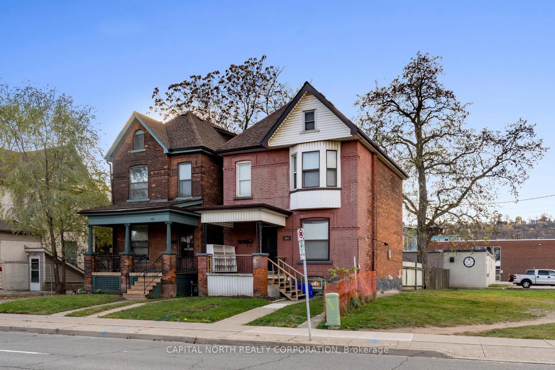 Photo 4 of Unit 3, 564 King Street E, Hamilton, Landsdale — HOMEH