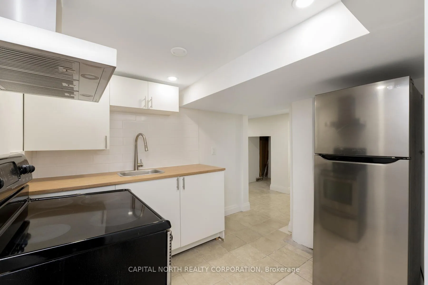Photo 11 of Unit 3, 564 King Street E, Hamilton, Landsdale — HOMEH