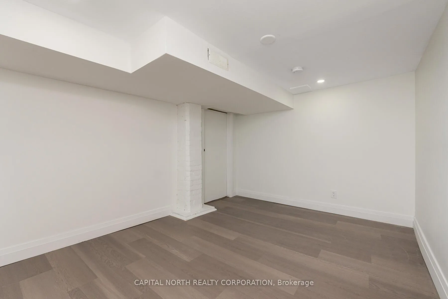 Photo 15 of Unit 3, 564 King Street E, Hamilton, Landsdale — HOMEH