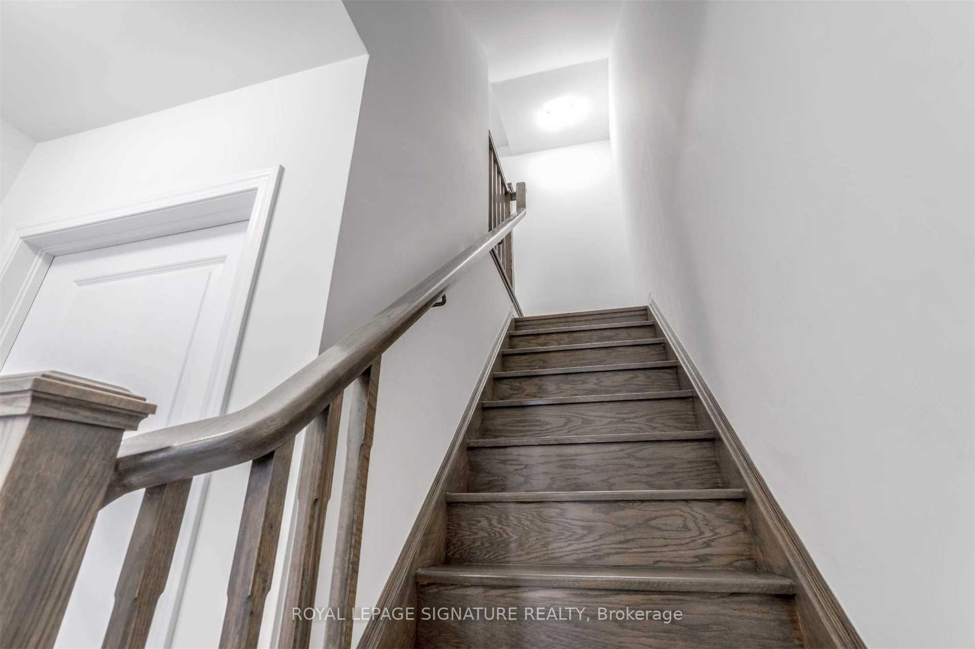 Photo 10 of 50 Gerigs Street, Scarborough, Clairlea-Birchmount — HOMEH