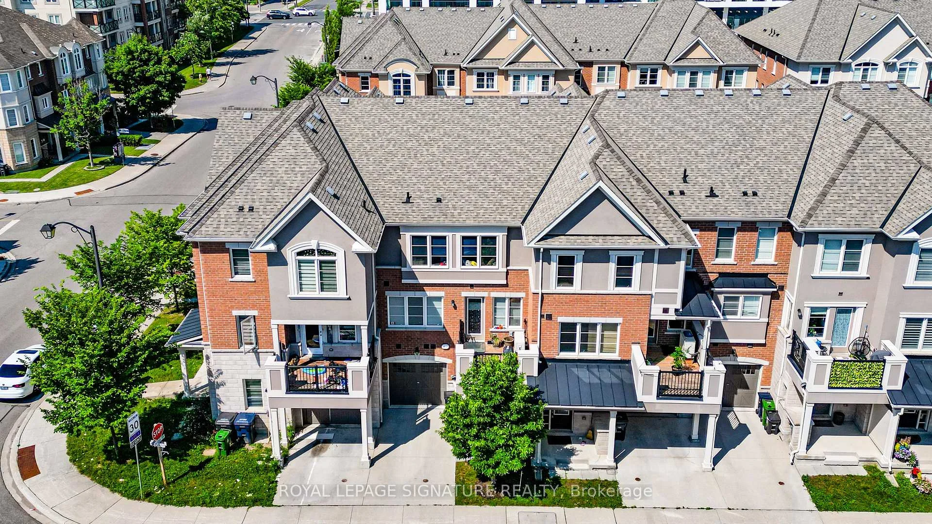 Photo 19 of 50 Gerigs Street, Scarborough, Clairlea-Birchmount — HOMEH