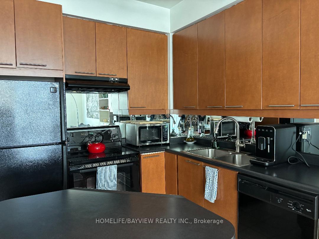 Photo 9 of Unit 405, 1121 Bay Street, Toronto, Bay Street Corridor — HOMEH