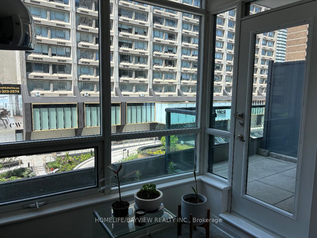 Photo 12 of Unit 405, 1121 Bay Street, Toronto, Bay Street Corridor — HOMEH