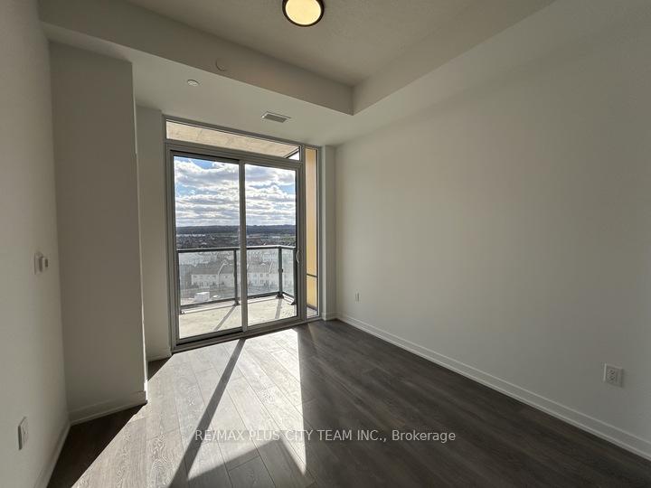 Photo 3 of Unit 901, 4878 Powers Common, Burlington, Alton — HOMEH