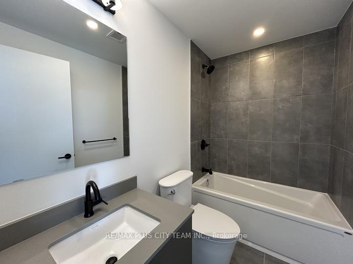 Photo 12 of Unit 901, 4878 Powers Common, Burlington, Alton — HOMEH