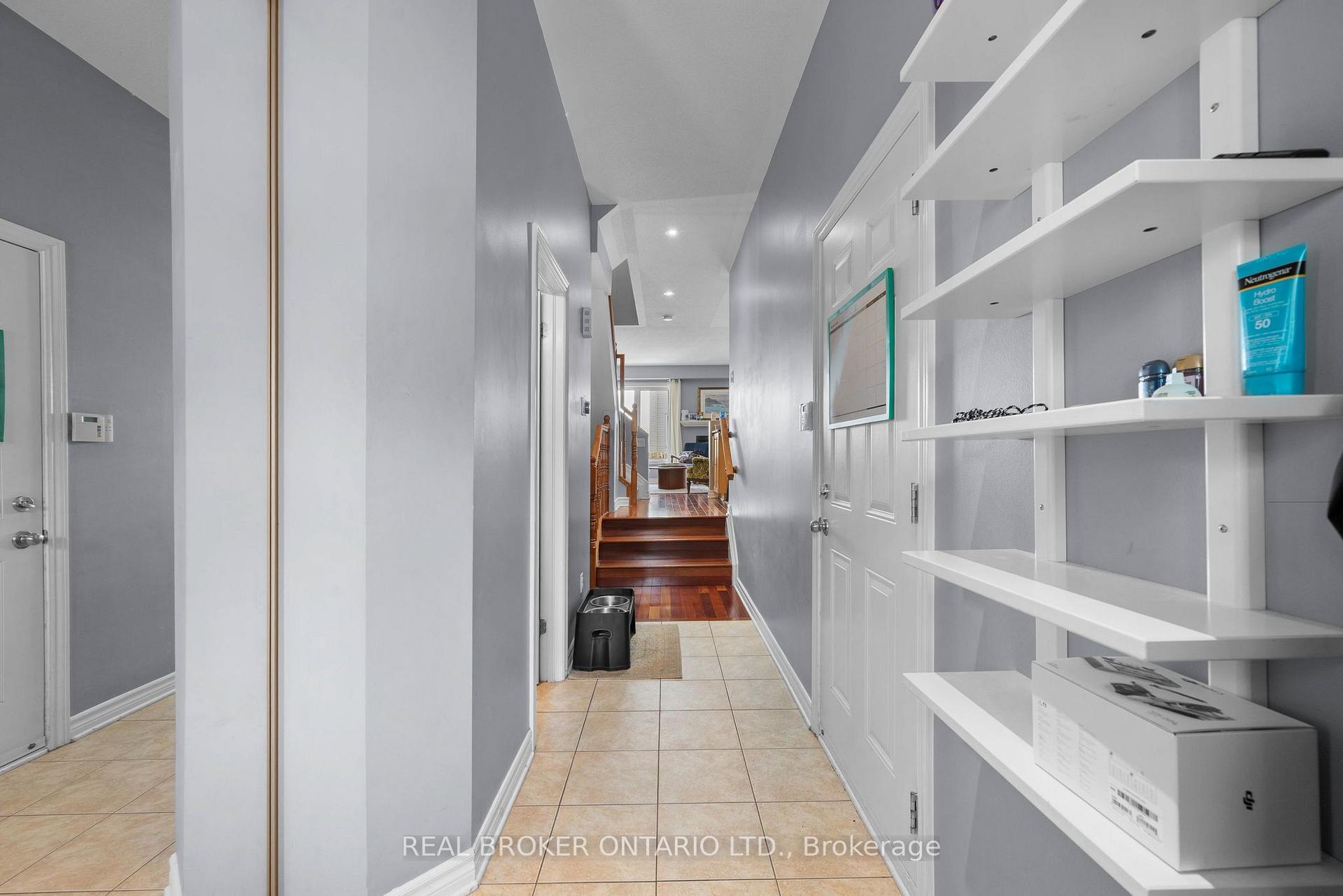 Photo 3 of 137 Marrissa Avenue, Ottawa, Beacon Hill South — HOMEH