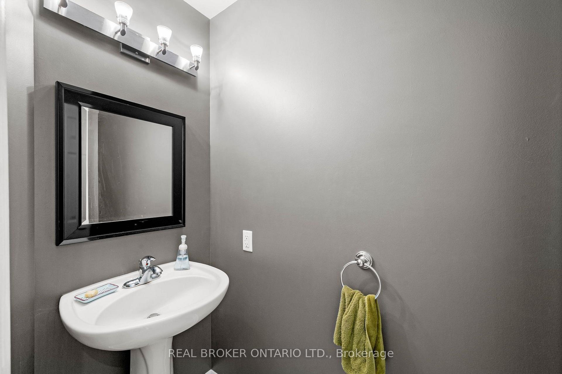 Photo 4 of 137 Marrissa Avenue, Ottawa, Beacon Hill South — HOMEH