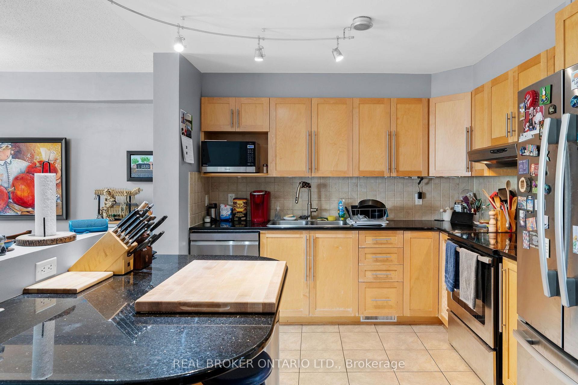 Photo 6 of 137 Marrissa Avenue, Ottawa, Beacon Hill South — HOMEH