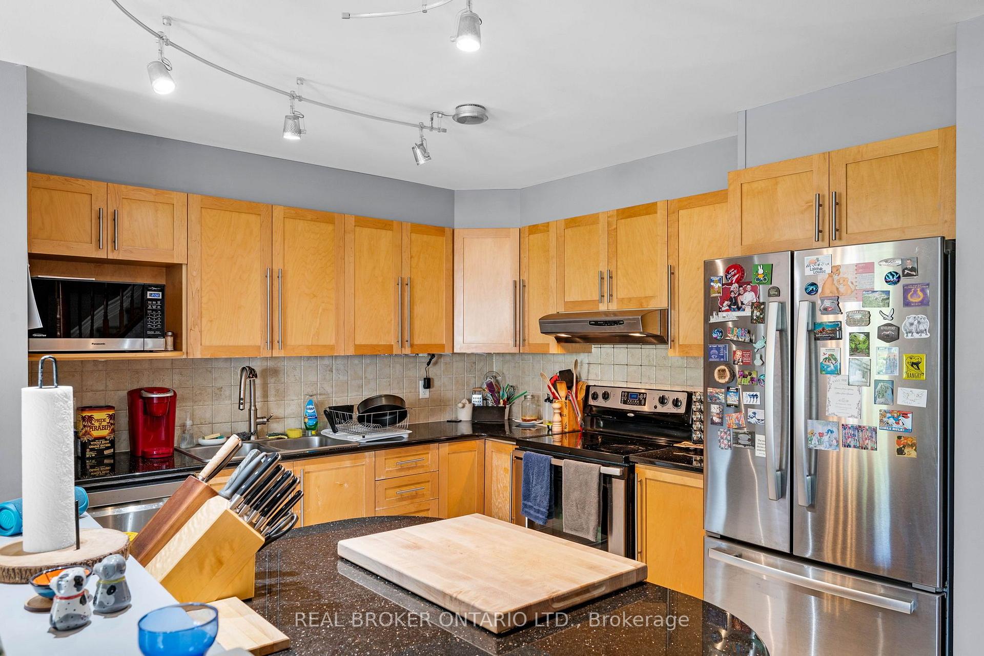 Photo 8 of 137 Marrissa Avenue, Ottawa, Beacon Hill South — HOMEH