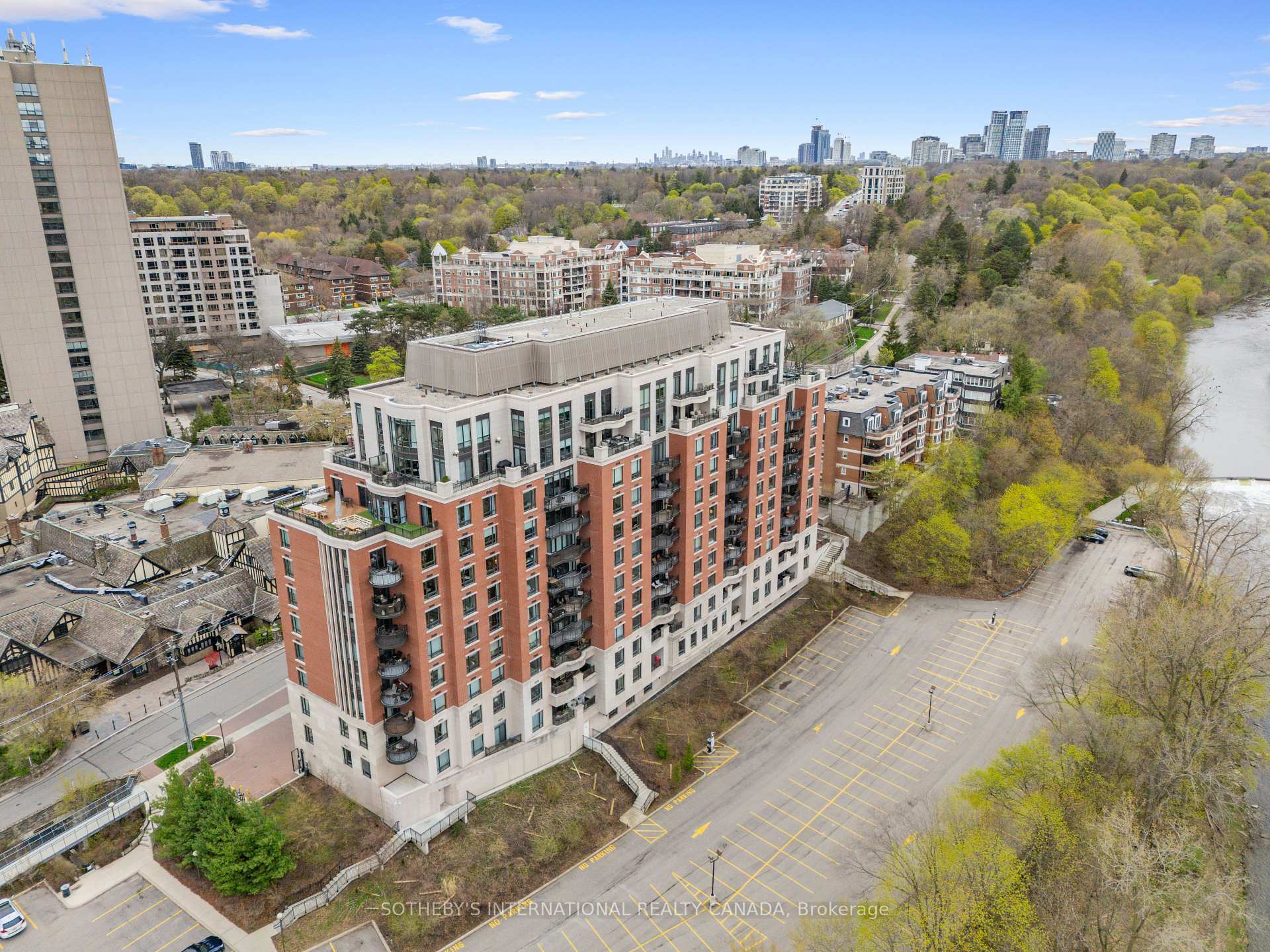 Photo 42 of Unit 301, 30 Old Mill Road, Etobicoke, Kingsway South — HOMEH