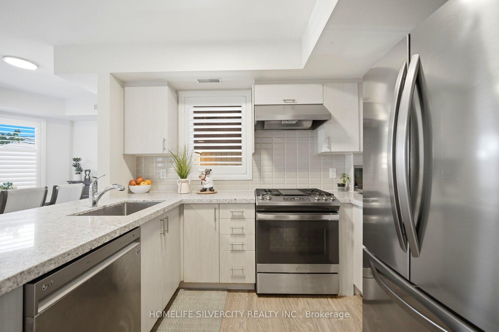 Photo 5 of Unit 1, 35 Somers Avenue, Toronto, Danforth Village-East York — HOMEH