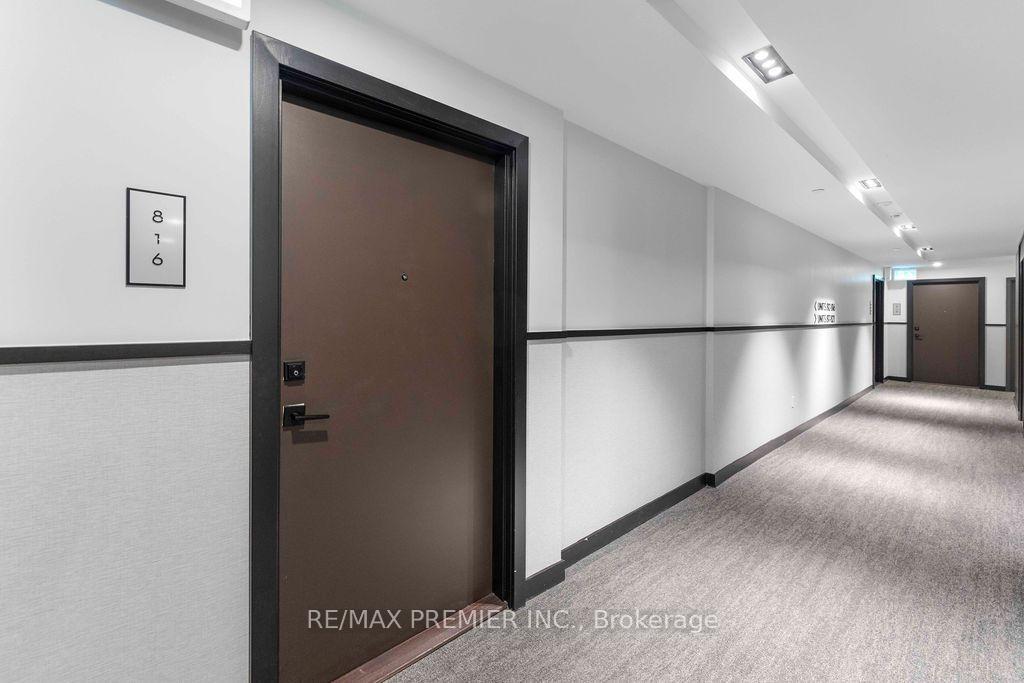 Photo 3 of Unit 816, 10 Abeja Street, Vaughan, Concord — HOMEH
