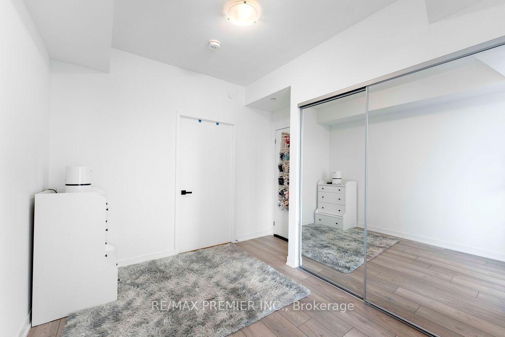 Photo 13 of Unit 816, 10 Abeja Street, Vaughan, Concord — HOMEH