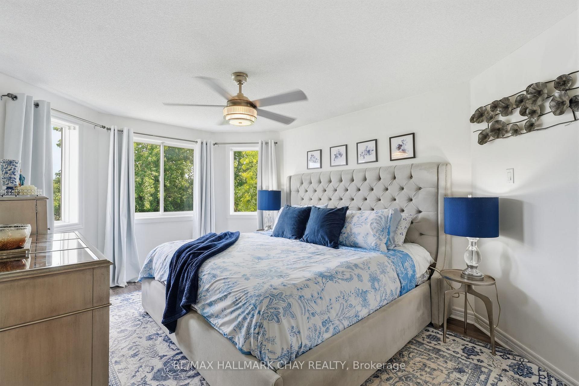 Photo 16 of 228 Wessenger Drive, Barrie, North Shore — HOMEH