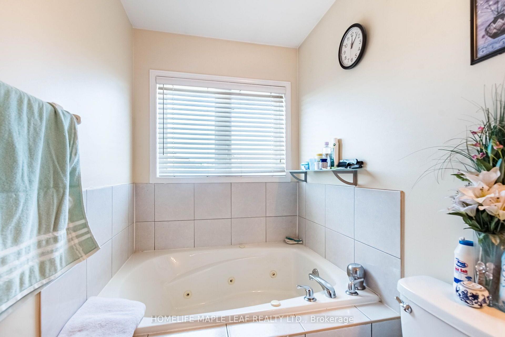 Photo 11 of 73 Meadowlark Drive, Halton Hills, Georgetown — HOMEH