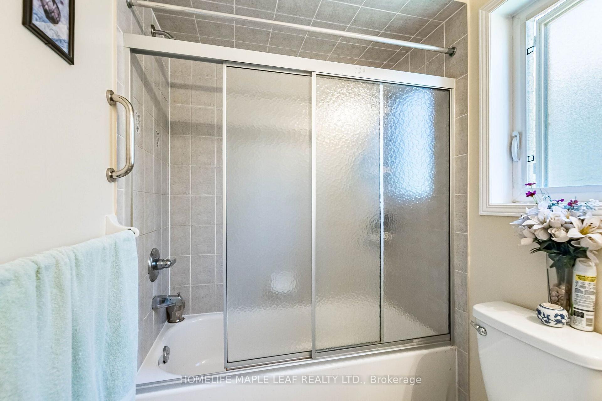 Photo 18 of 73 Meadowlark Drive, Halton Hills, Georgetown — HOMEH