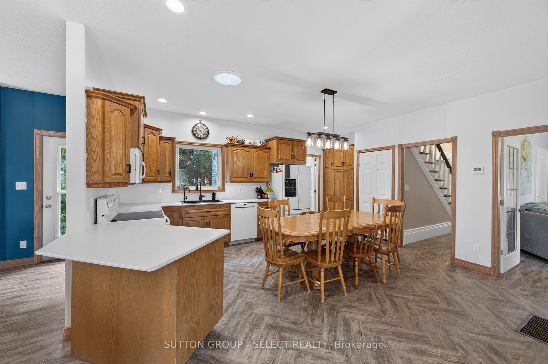 Photo 5 of 5382 Line 10, St. Marys — HOMEH