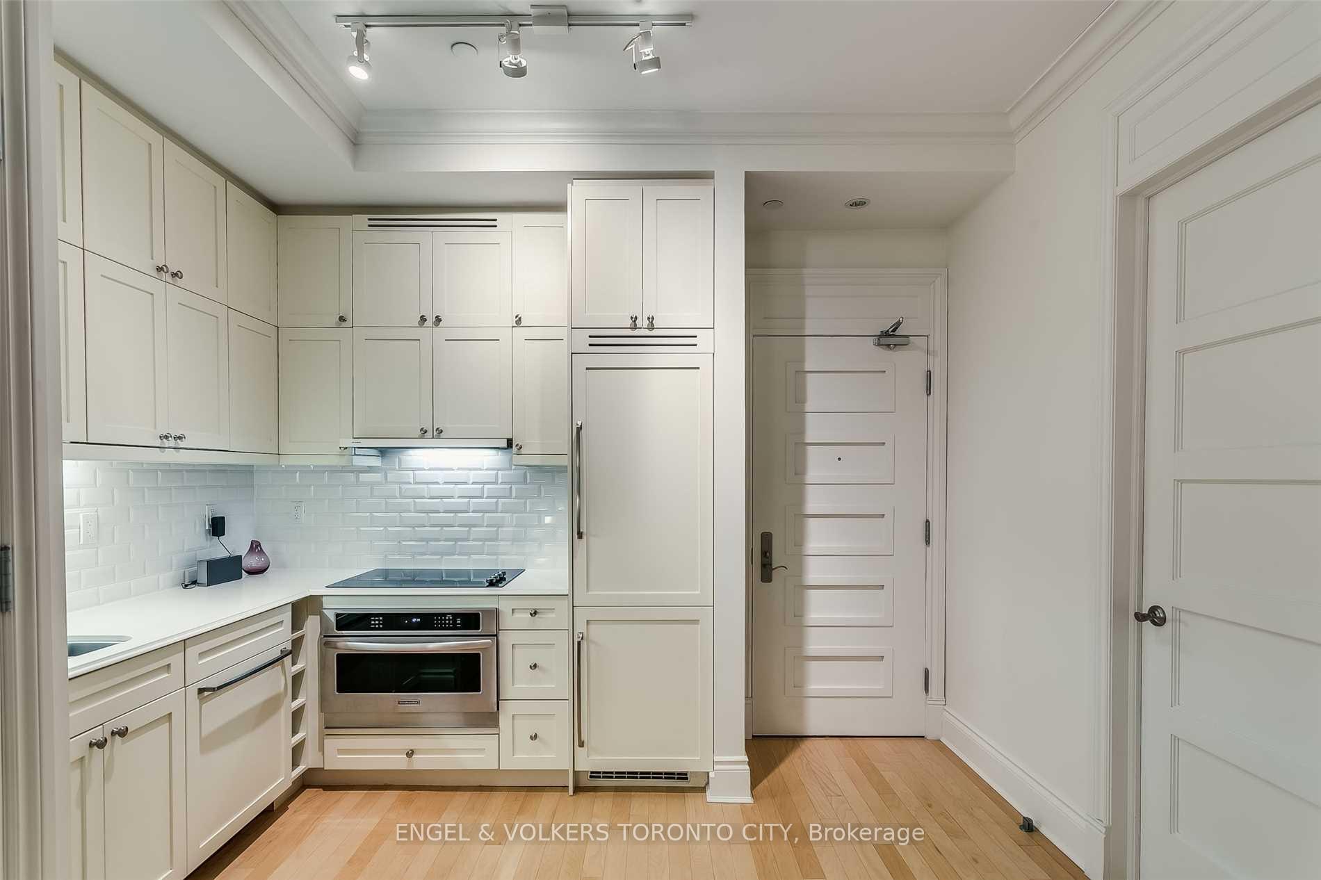 Photo 6 of Unit 319, 22 Leader Lane, Toronto, Church-Yonge Corridor — HOMEH