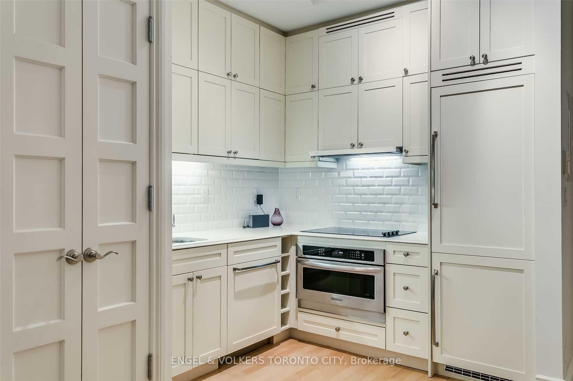 Photo 7 of Unit 319, 22 Leader Lane, Toronto, Church-Yonge Corridor — HOMEH