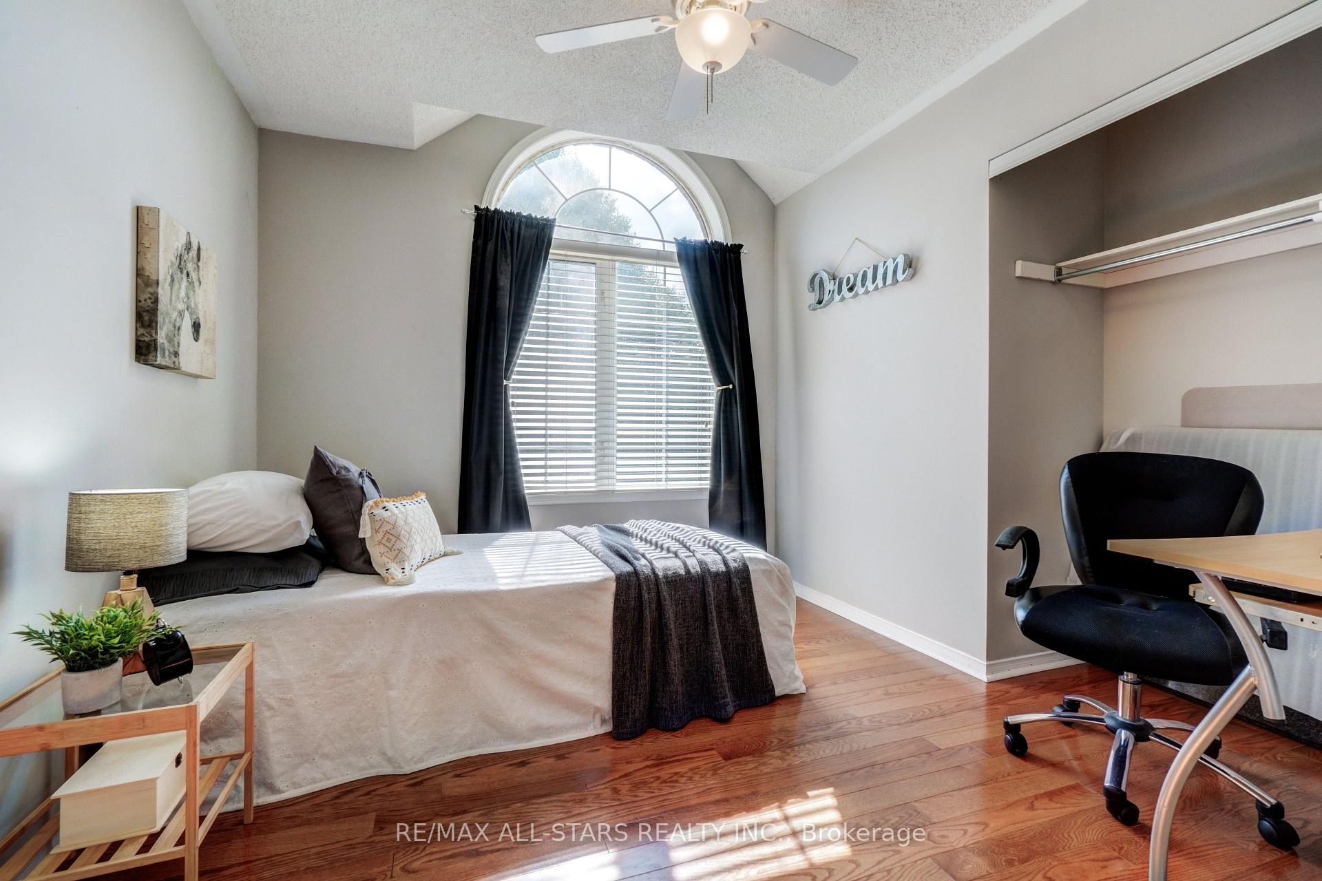 Photo 22 of 29 Fourth Avenue N, Uxbridge — HOMEH