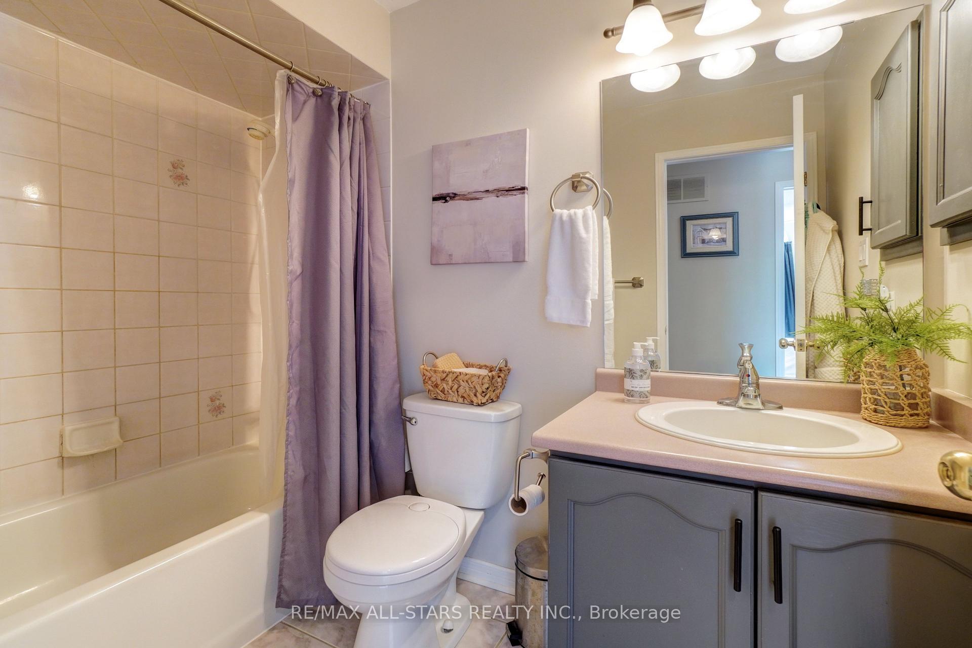 Photo 24 of 29 Fourth Avenue N, Uxbridge — HOMEH