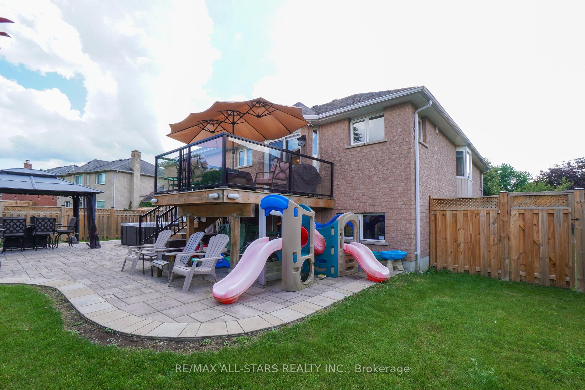 Photo 40 of 29 Fourth Avenue N, Uxbridge — HOMEH