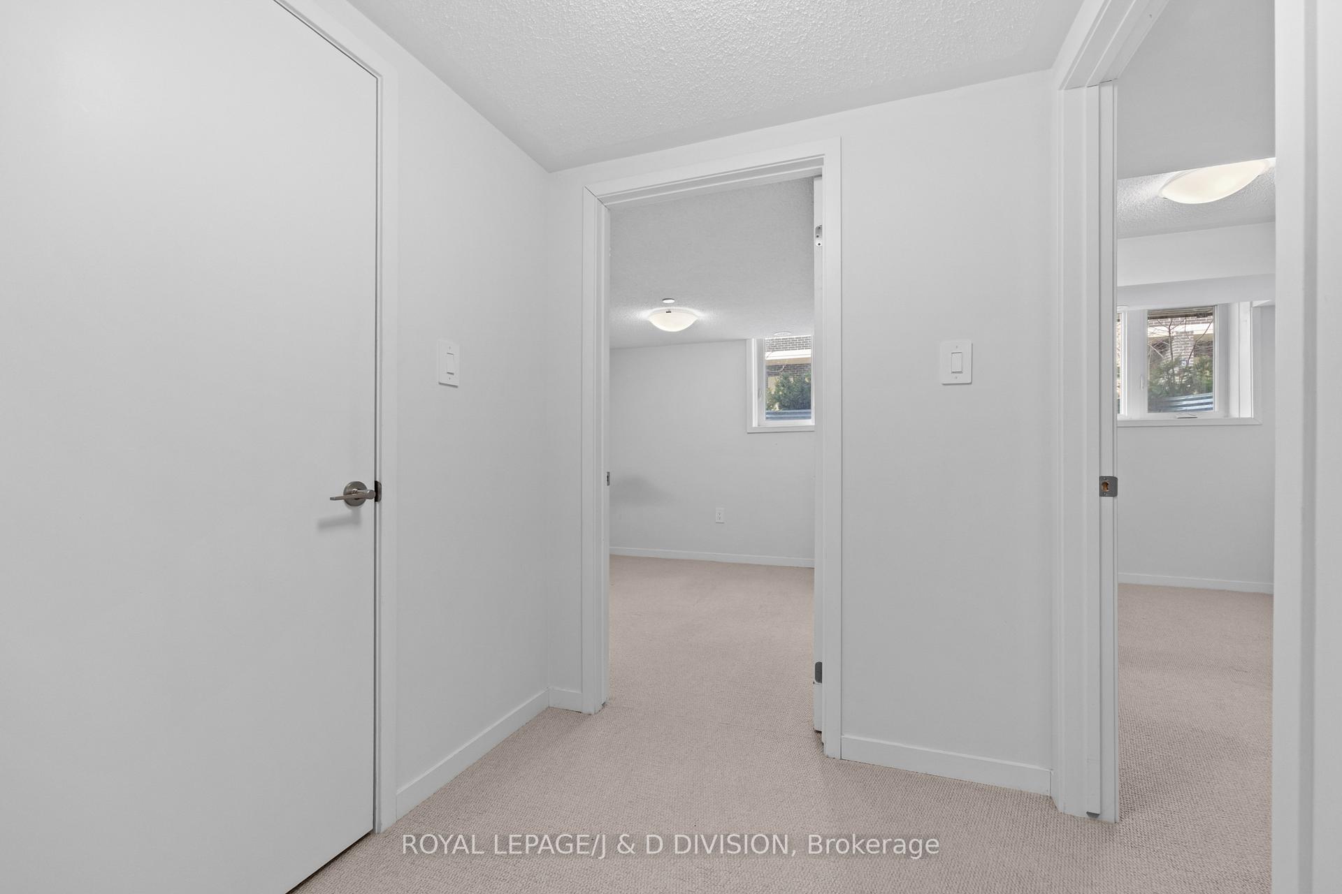 Photo 24 of Unit 57, 31 Honeycrisp Crescent, Vaughan, Vaughan Corporate Centre — HOMEH