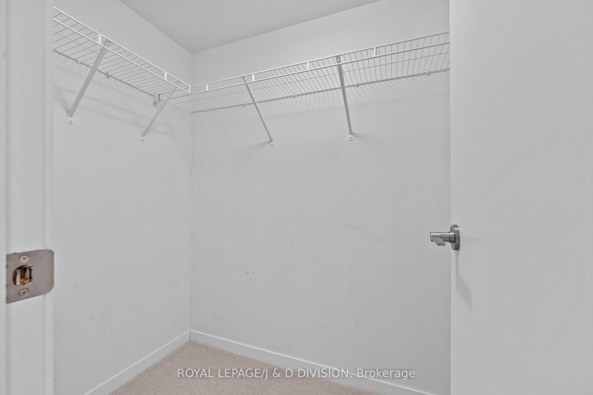 Photo 31 of Unit 57, 31 Honeycrisp Crescent, Vaughan, Vaughan Corporate Centre — HOMEH