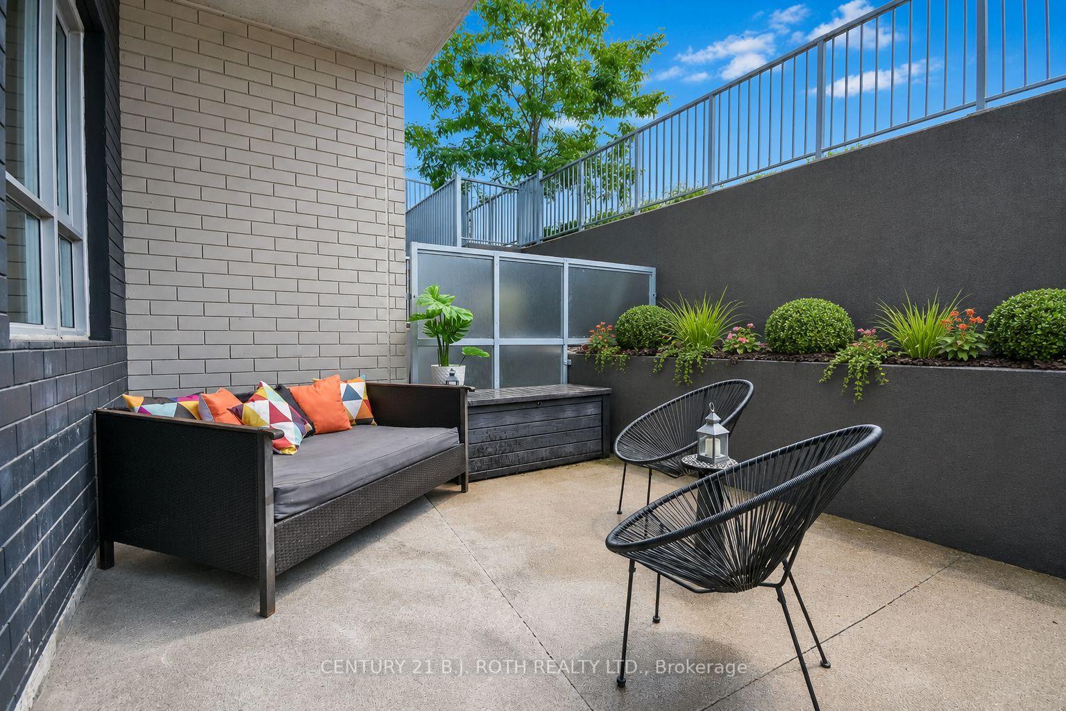 Photo 26 of Unit 211, 58 Lakeside Terrace, Barrie, Little Lake — HOMEH