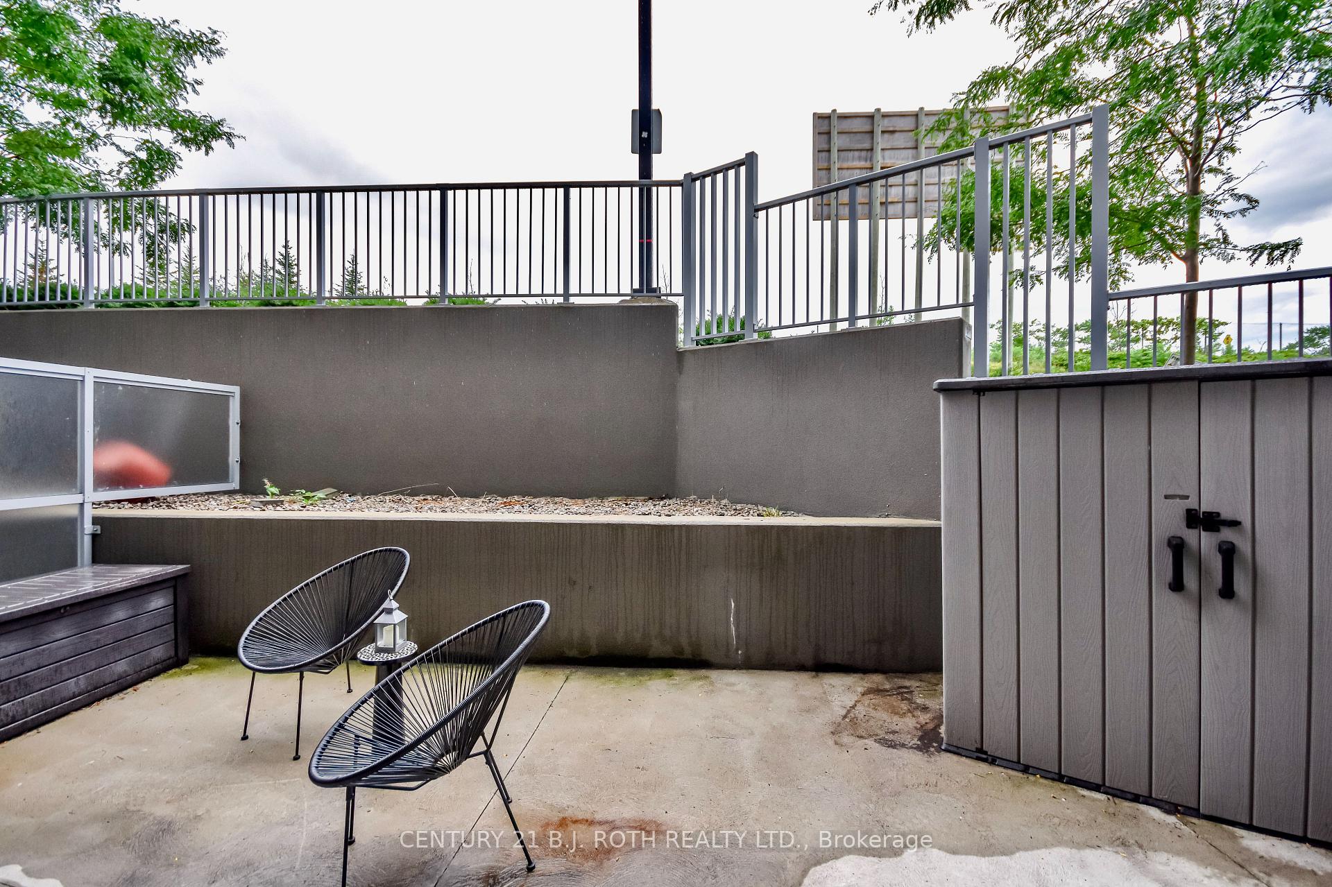 Photo 31 of Unit 211, 58 Lakeside Terrace, Barrie, Little Lake — HOMEH