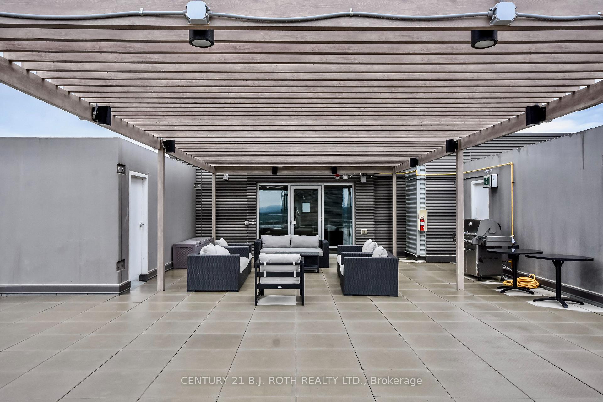 Photo 42 of Unit 211, 58 Lakeside Terrace, Barrie, Little Lake — HOMEH
