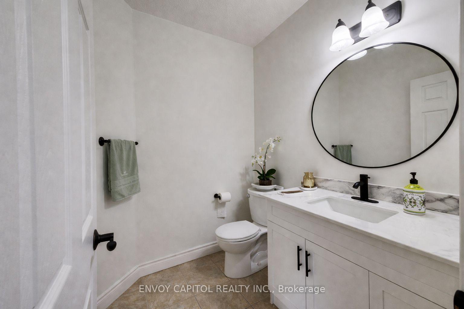 Photo 8 of 402 Palamino Place, Waterloo, Lexington — HOMEH