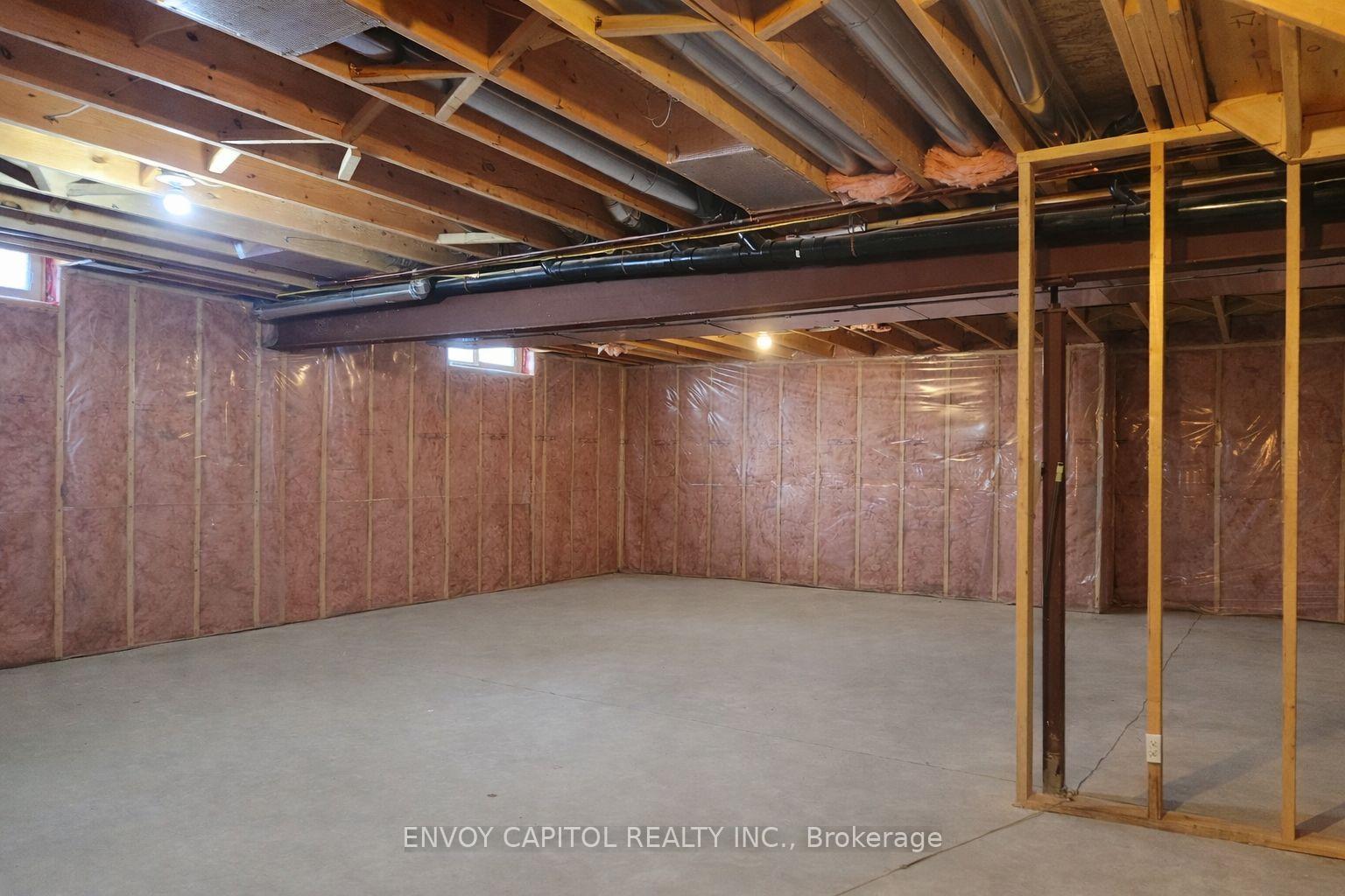 Photo 19 of 402 Palamino Place, Waterloo, Lexington — HOMEH