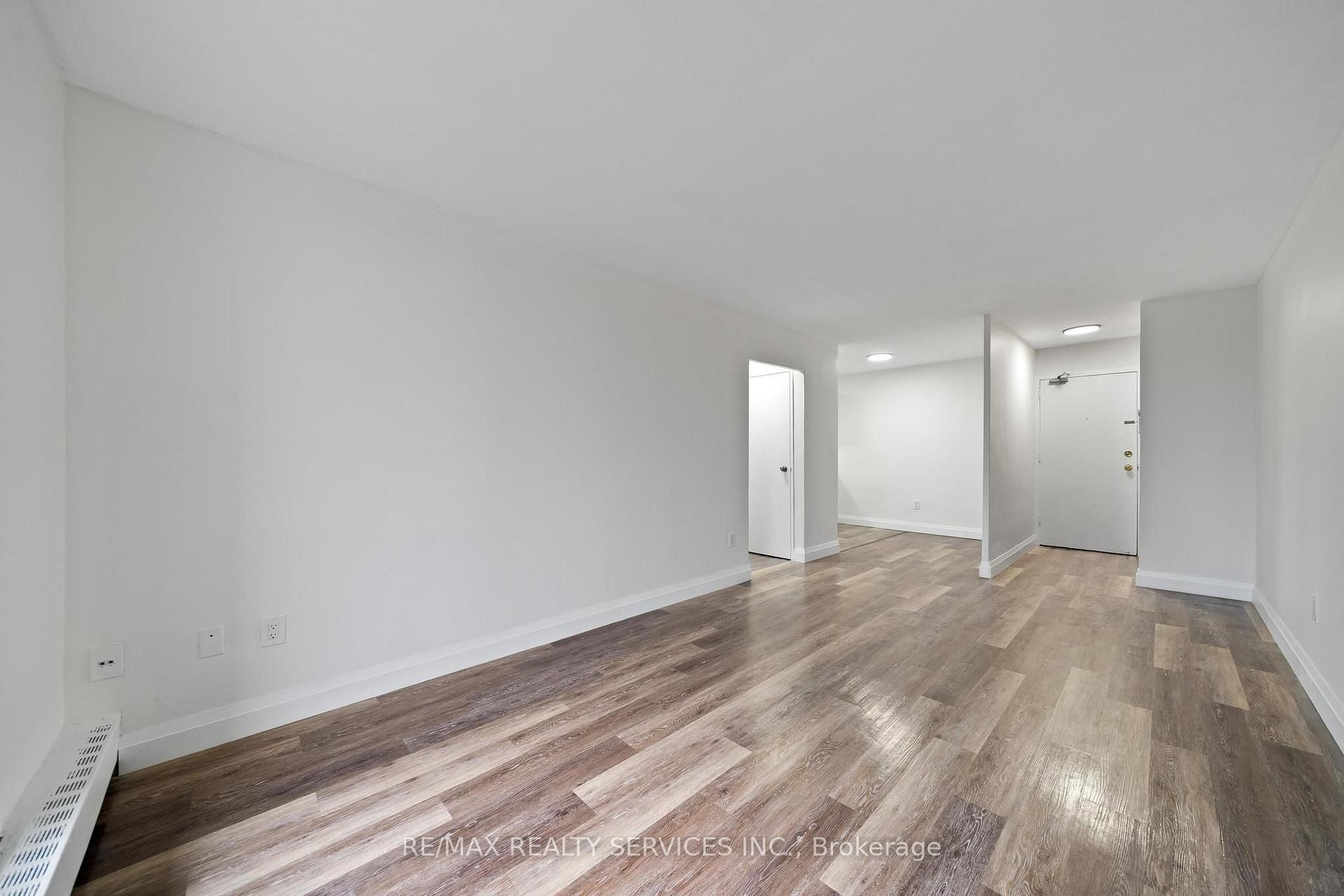 Photo 5 of Unit 1104, 223 Jackson Street W, Hamilton, Durand — HOMEH
