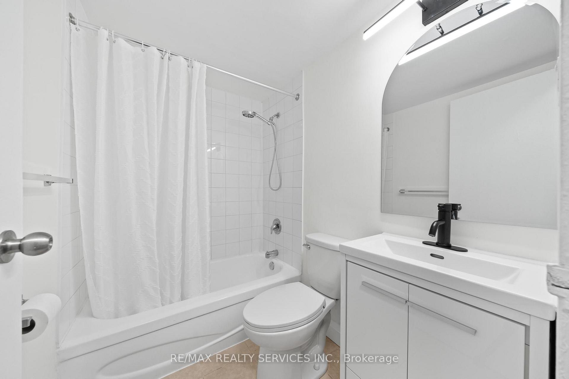 Photo 7 of Unit 1104, 223 Jackson Street W, Hamilton, Durand — HOMEH