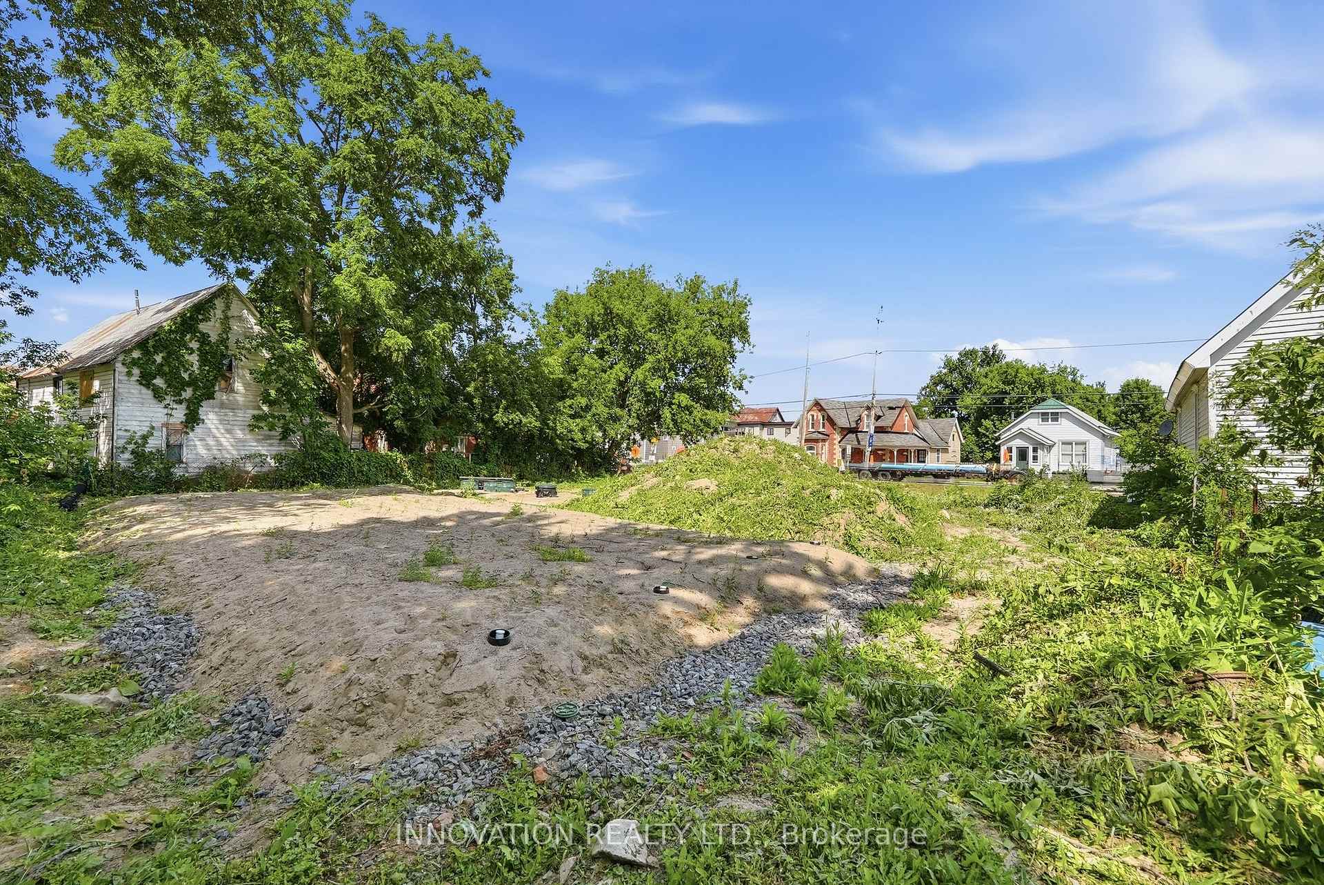 Photo 7 of 2322 Roger Stevens Drive, Ottawa, North Gower — HOMEH