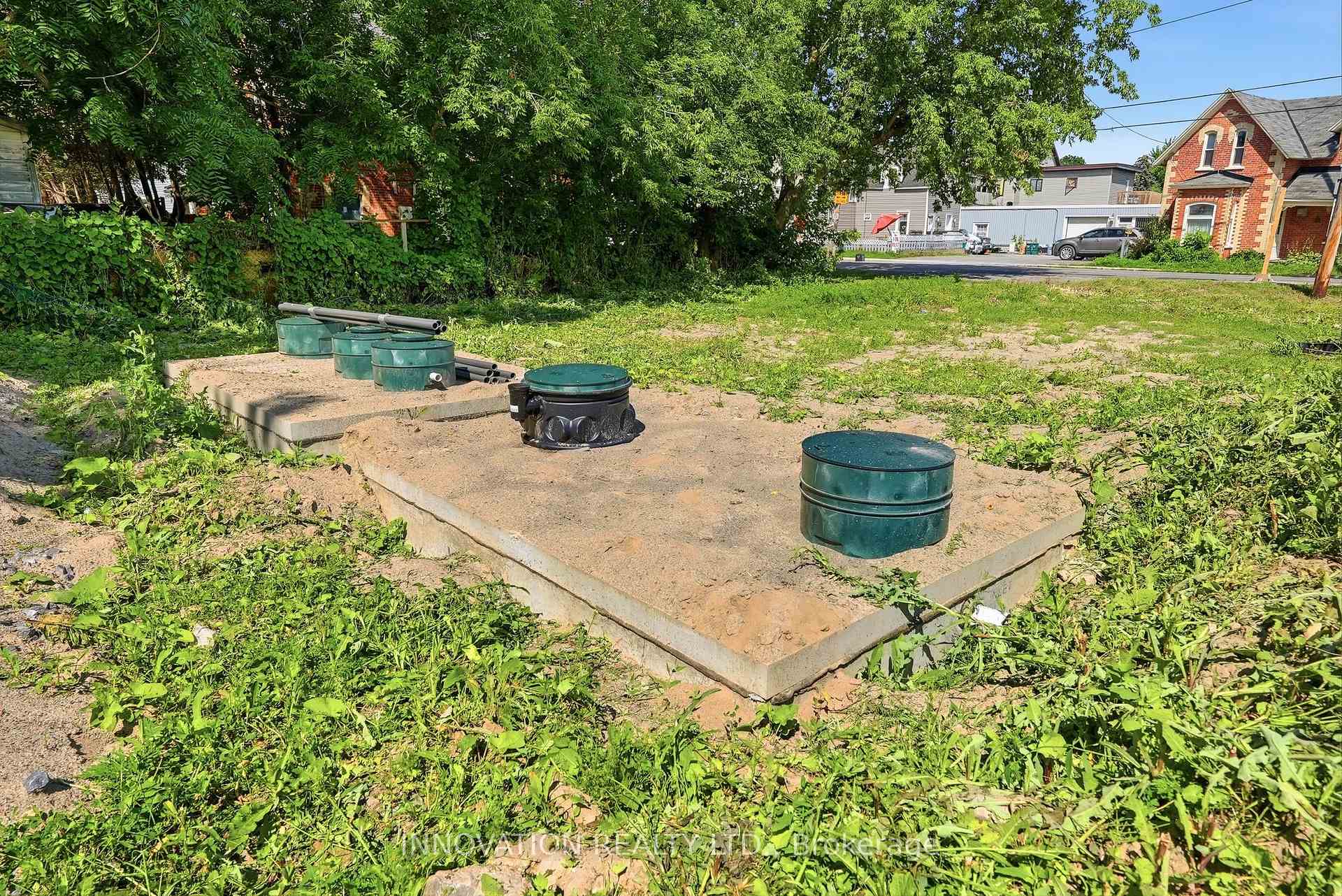 Photo 18 of 2322 Roger Stevens Drive, Ottawa, North Gower — HOMEH