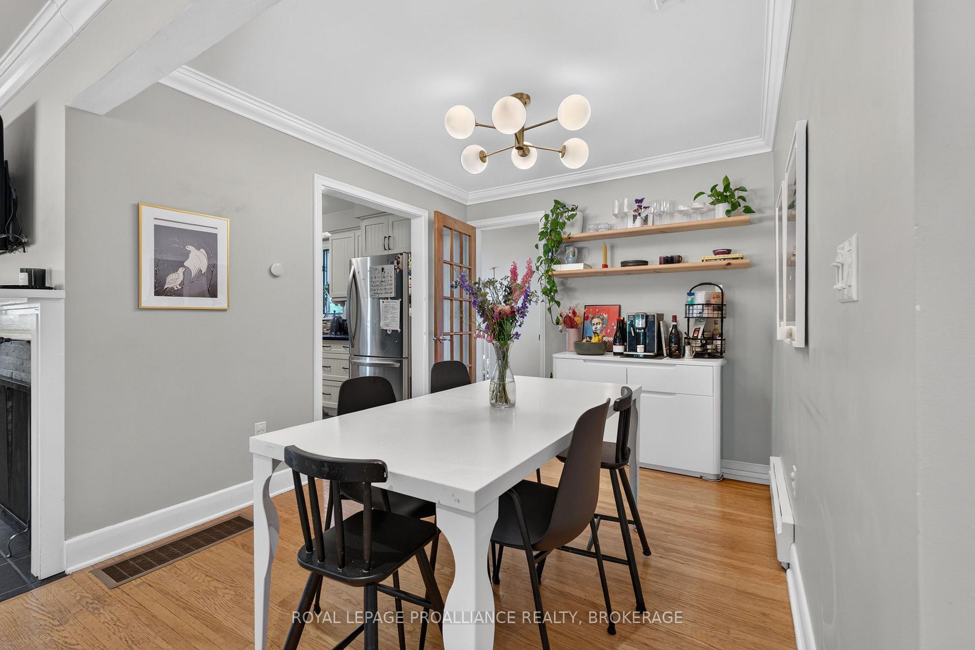 Photo 8 of 27 Elizabeth Avenue, Kingston, West of Sir John A. Blvd — HOMEH
