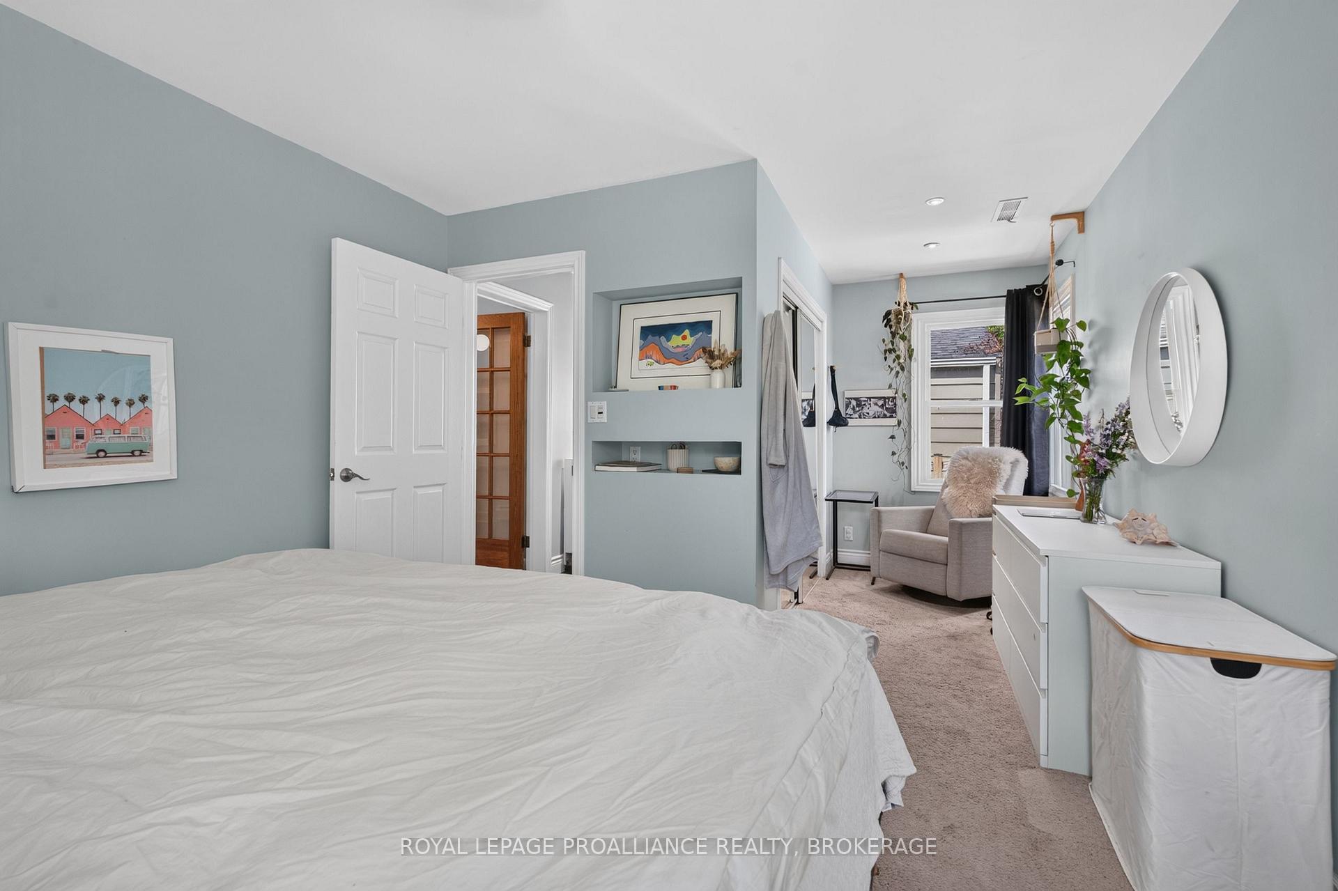 Photo 14 of 27 Elizabeth Avenue, Kingston, West of Sir John A. Blvd — HOMEH