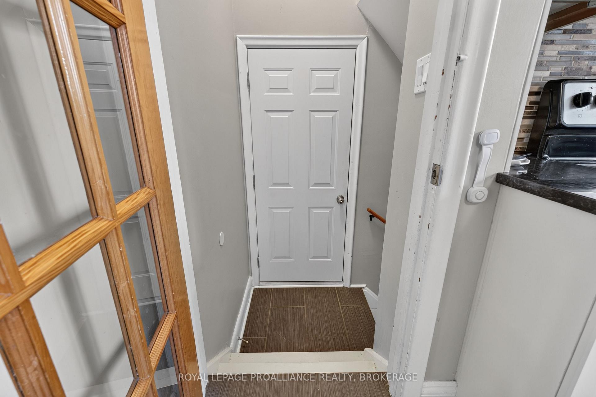 Photo 21 of 27 Elizabeth Avenue, Kingston, West of Sir John A. Blvd — HOMEH