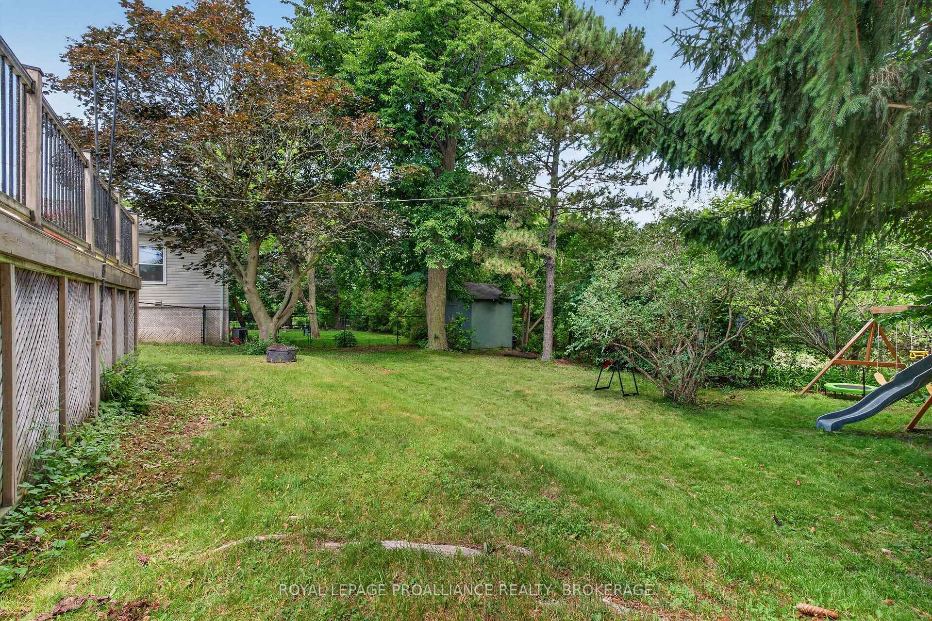 Photo 31 of 27 Elizabeth Avenue, Kingston, West of Sir John A. Blvd — HOMEH