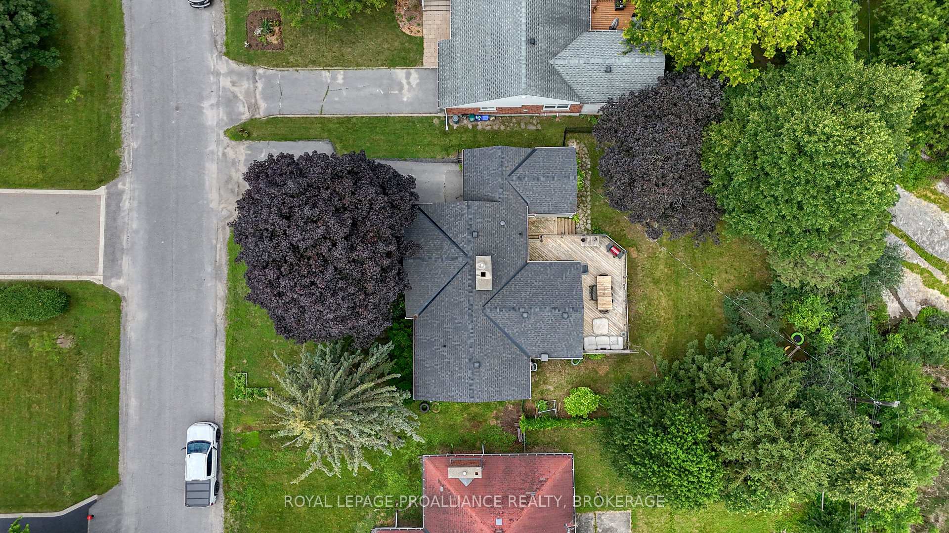 Photo 36 of 27 Elizabeth Avenue, Kingston, West of Sir John A. Blvd — HOMEH