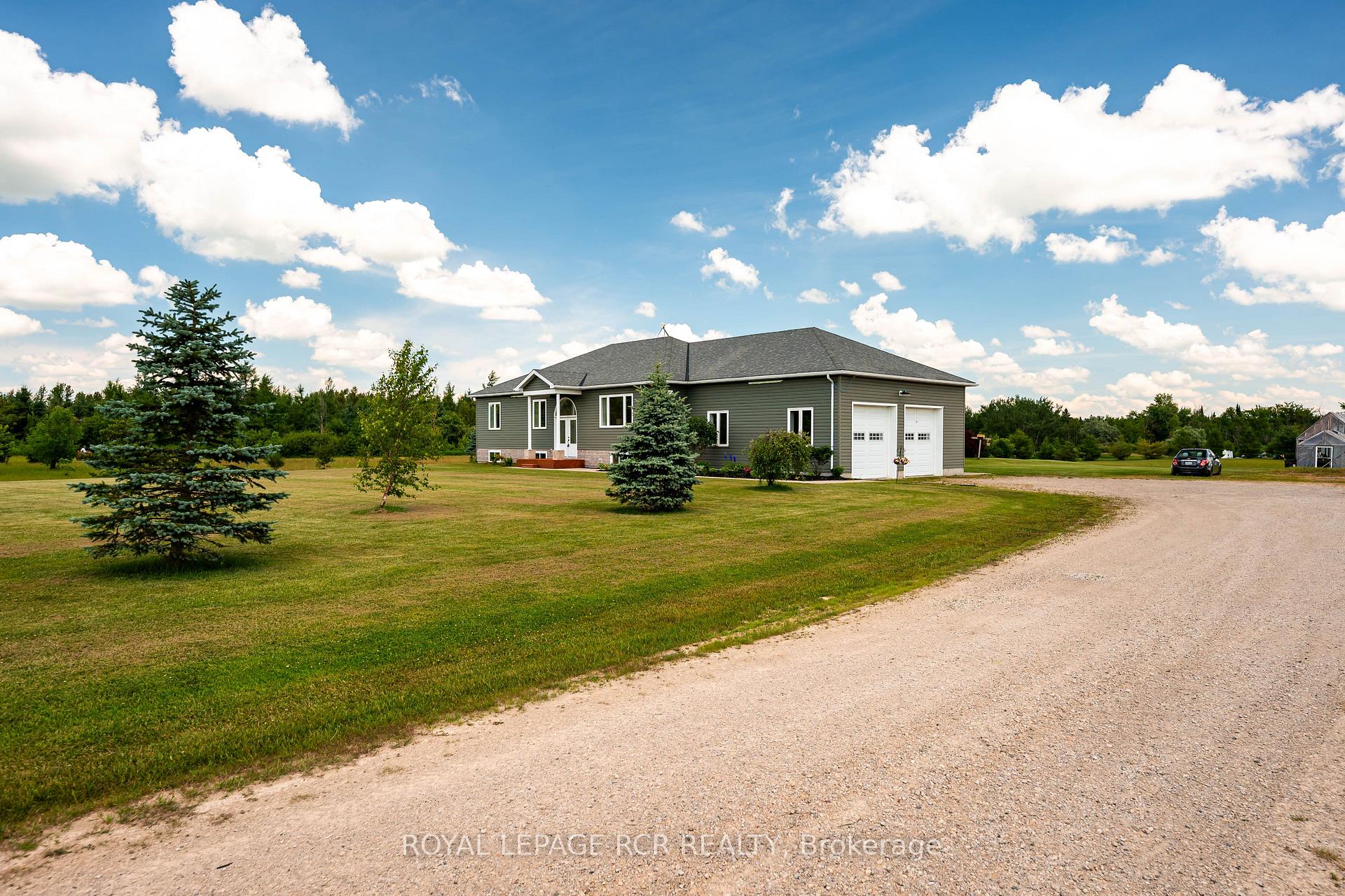 Photo 4 of 334409 7th Line, Amaranth, Rural Amaranth — HOMEH