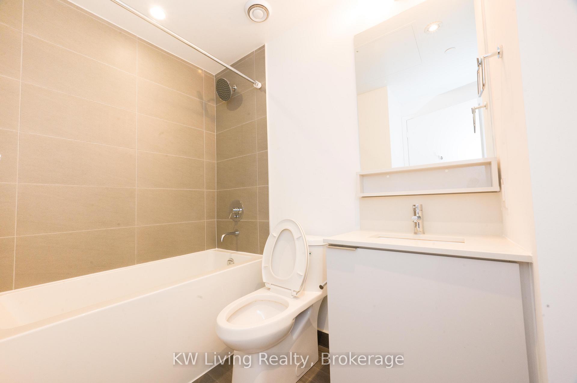 Photo 11 of Unit 3710, 950 Portage Parkway, Vaughan, Vaughan Corporate Centre — HOMEH