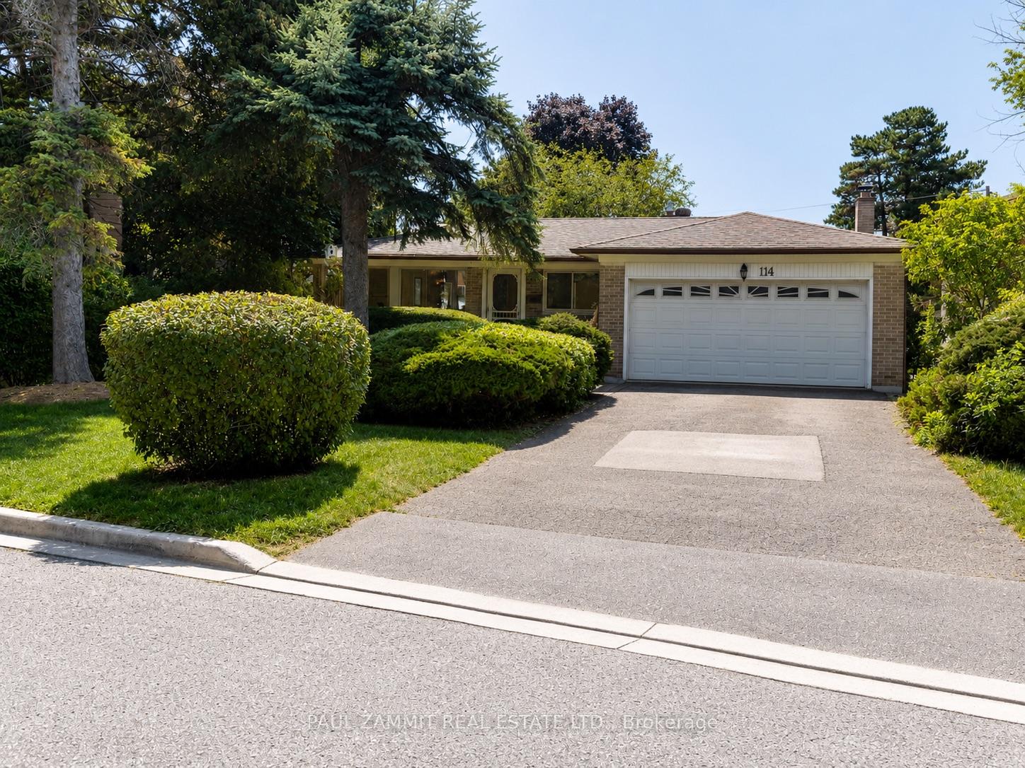 Photo 2 of 114 Babcombe Drive, Markham, Bayview Glen — HOMEH