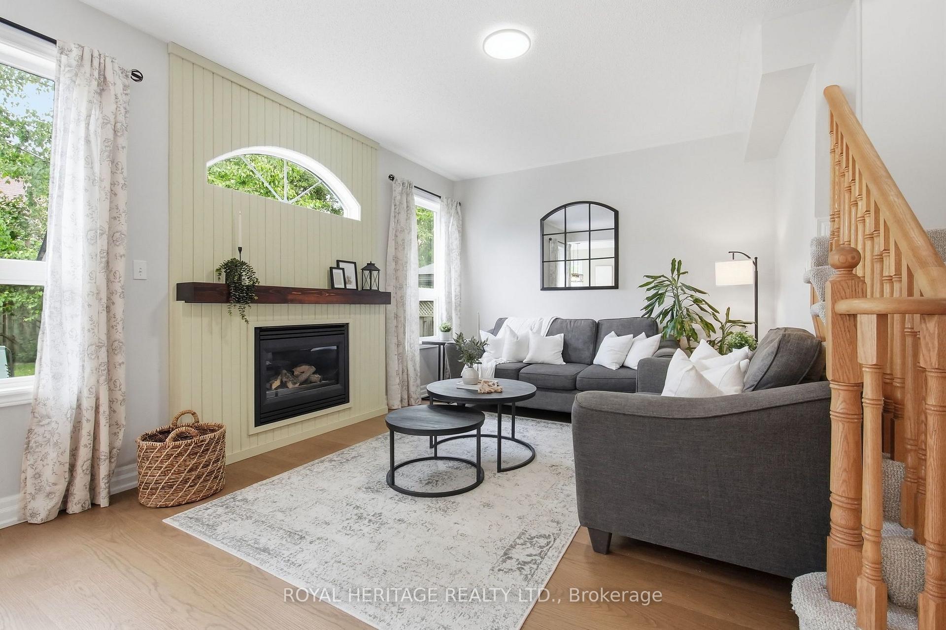 Photo 12 of 45 Melody Drive, Whitby, Brooklin — HOMEH