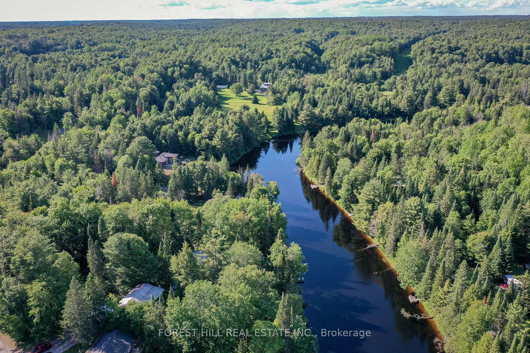 Photo 4 of 183 Bonnell Road, Bracebridge, Macaulay — HOMEH