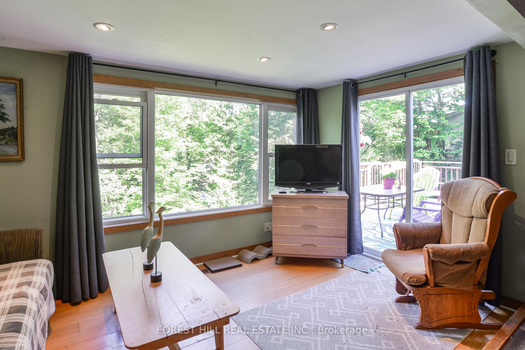 Photo 16 of 183 Bonnell Road, Bracebridge, Macaulay — HOMEH