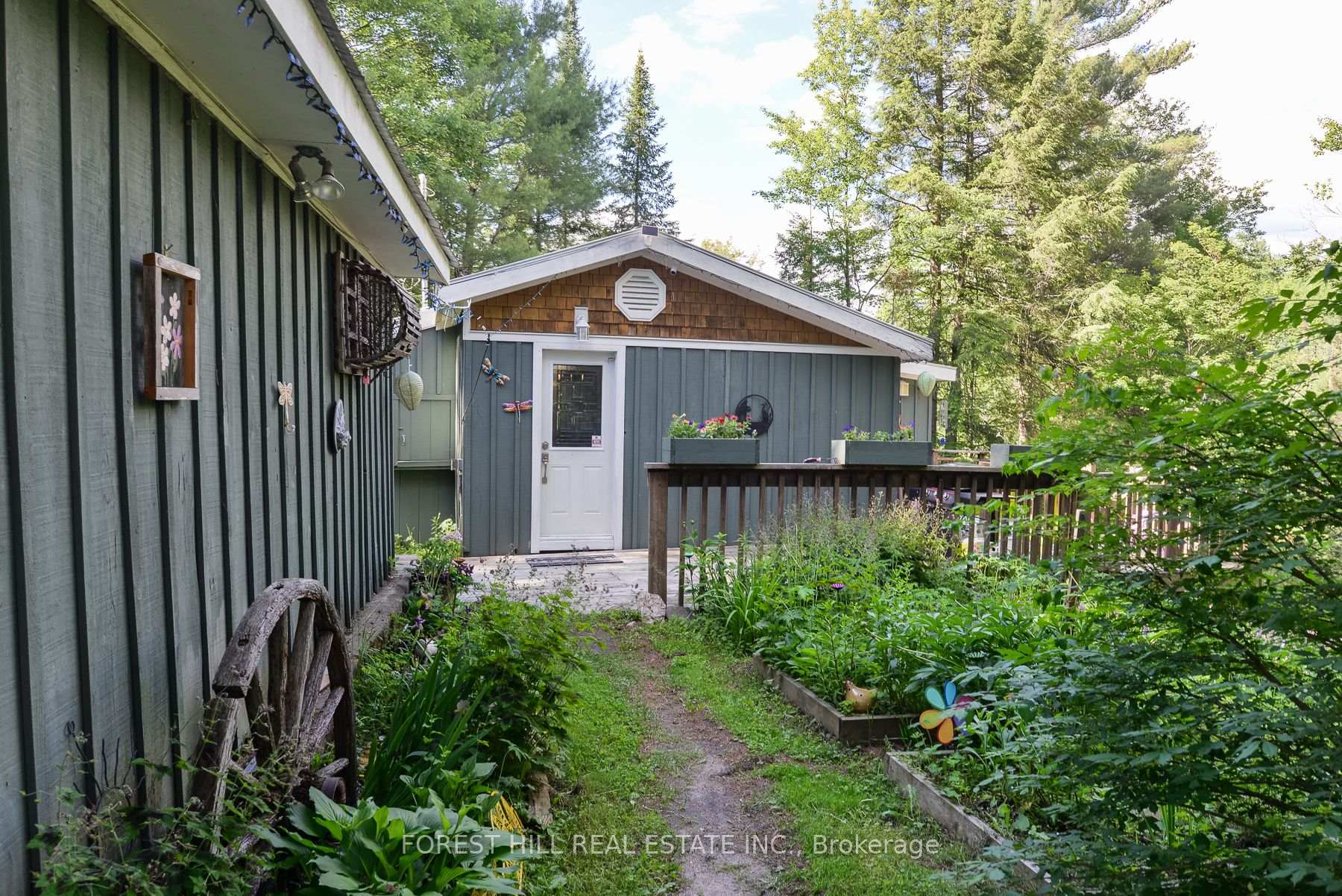 Photo 25 of 183 Bonnell Road, Bracebridge, Macaulay — HOMEH