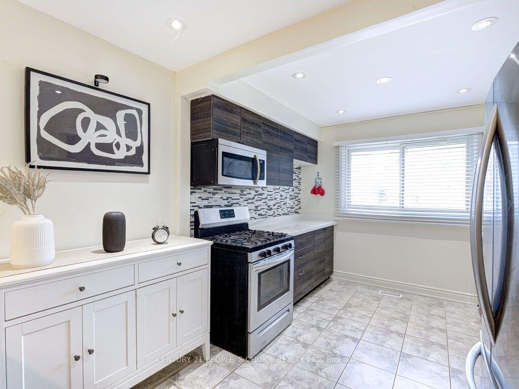 Photo 16 of Unit 13, 85 Albright Road, Hamilton, Vincent — HOMEH